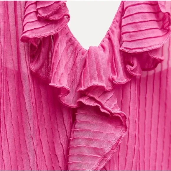 Zara Pink Ruffled Halter Top - Picture 3 of 3